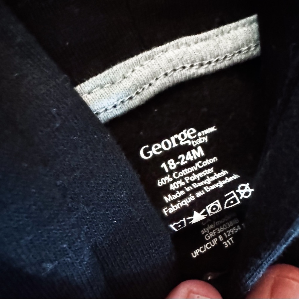 George • Sweat Set - Picture 4 of 4
